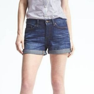 NWT Banana Republic Medium Wash Denim Shorts 26/2